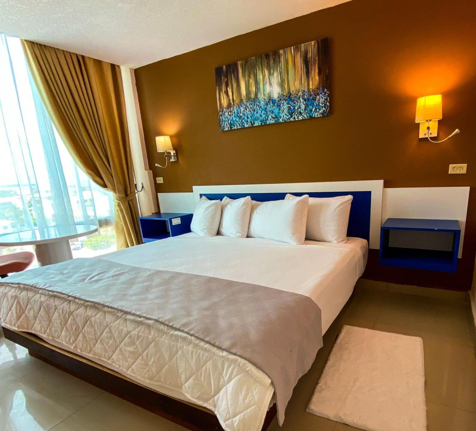 Golden Tree Hotel Belize Belize City Esterno foto